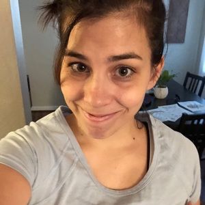 Meet your Posher, Annie